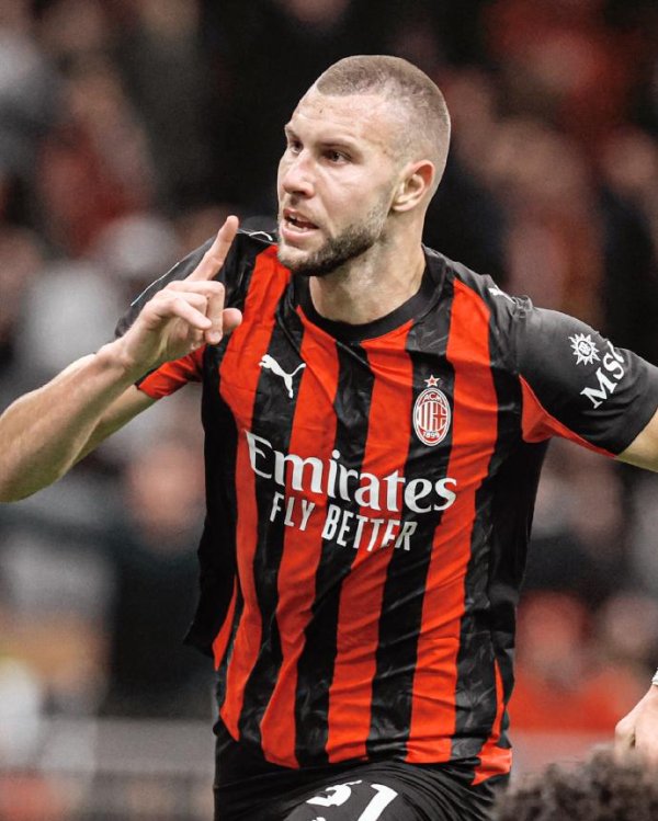 十大股票配资网址 1:0！迪巴拉点球不进，AC米兰笑傲强强对话，意甲前四仅1分之差